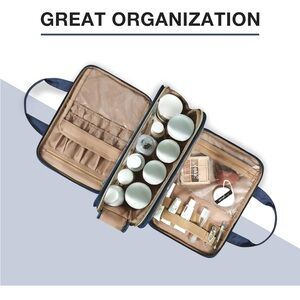 BAGSMART Black Toiletry Bag